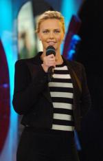 Шарлиз Терон: 257x400 / 18 Кб