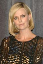 Шарлиз Терон: 275x400 / 30 Кб