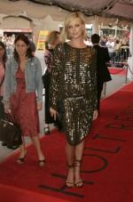 Шарлиз Терон: 265x400 / 30 Кб