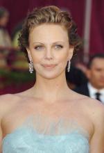 Шарлиз Терон: 273x400 / 20 Кб