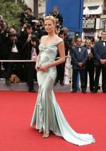 Шарлиз Терон: 282x400 / 31 Кб