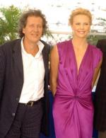 Шарлиз Терон: 308x400 / 29 Кб