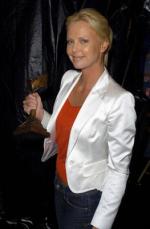 Шарлиз Терон: 263x400 / 21 Кб