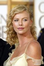 Шарлиз Терон: 267x400 / 23 Кб