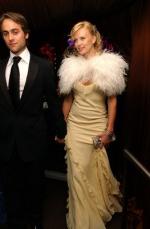 Шарлиз Терон: 263x400 / 20 Кб