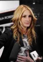 Джулия Робертс: 275x400 / 22 Кб