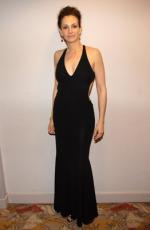 Джулия Робертс: 262x400 / 14 Кб