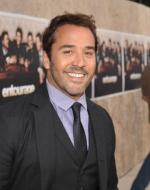 Джереми Пивен: 317x400 / 23 Кб