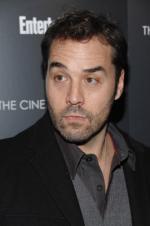 Джереми Пивен: 266x400 / 17 Кб