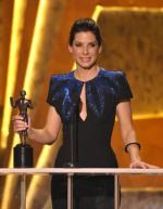 Сандра Буллок: 311x400 / 24 Кб