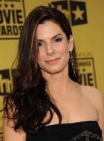 Сандра Буллок: 296x400 / 24 Кб