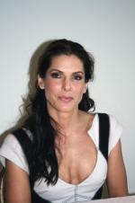 Сандра Буллок: 333x500 / 25 Кб