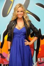 Дениз Ричардс: 266x400 / 26 Кб