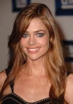 Дениз Ричардс: 280x400 / 25 Кб