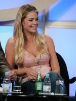 Дениз Ричардс: 303x400 / 26 Кб