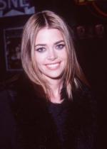 Дениз Ричардс: 287x400 / 16 Кб