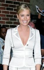 Ребекка Ромейн: 256x400 / 26 Кб