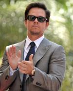 Марк Уолберг: 324x400 / 27 Кб