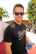 Марк Уолберг: 270x400 / 27 Кб