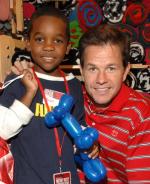 Марк Уолберг: 327x400 / 43 Кб