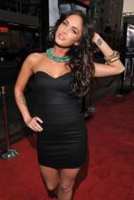 Меган Фокс: 269x400 / 22 Кб