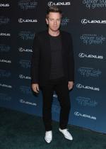 Юэн МакГрегор: 287x400 / 20 Кб