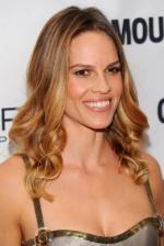 Хилари Суэнк: 268x400 / 23 Кб