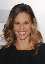 Хилари Суэнк: 284x400 / 19 Кб