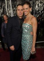 Хилари Суэнк: 293x400 / 32 Кб