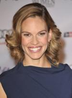 Хилари Суэнк: 296x400 / 20 Кб