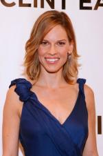 Хилари Суэнк: 266x400 / 20 Кб