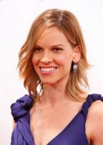 Хилари Суэнк: 285x400 / 21 Кб