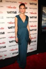 Хилари Суэнк: 265x400 / 27 Кб