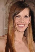 Хилари Суэнк: 272x400 / 23 Кб