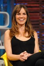 Хилари Суэнк: 269x400 / 24 Кб