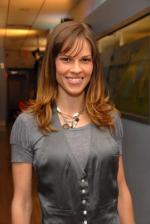 Хилари Суэнк: 269x400 / 22 Кб