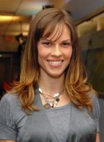 Хилари Суэнк: 295x400 / 26 Кб