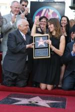 Хилари Суэнк: 267x400 / 29 Кб