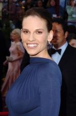 Хилари Суэнк: 261x400 / 19 Кб