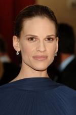 Хилари Суэнк: 266x400 / 16 Кб