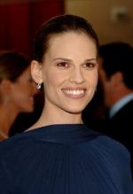 Хилари Суэнк: 274x400 / 16 Кб