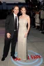 Хилари Суэнк: 269x400 / 26 Кб