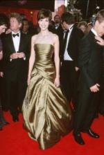 Хилари Суэнк: 268x400 / 22 Кб