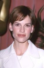 Хилари Суэнк: 263x400 / 15 Кб