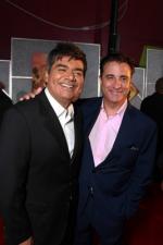 Джордж Лопес: 267x400 / 17 Кб