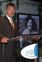 Джордж Лопес: 277x400 / 25 Кб