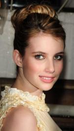 Эмма Робертс: 386x678 / 43 Кб