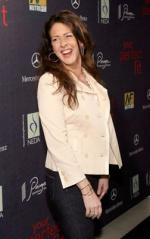 Джоэли Фишер: 252x400 / 21 Кб