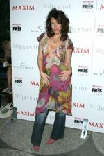 Джоэли Фишер: 267x400 / 31 Кб