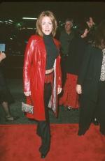 Джоэли Фишер: 260x400 / 19 Кб